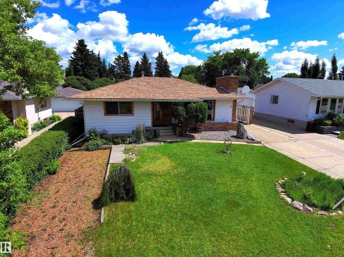 58 Wilson Crescent, Sherwood Park, AB - Outdoor