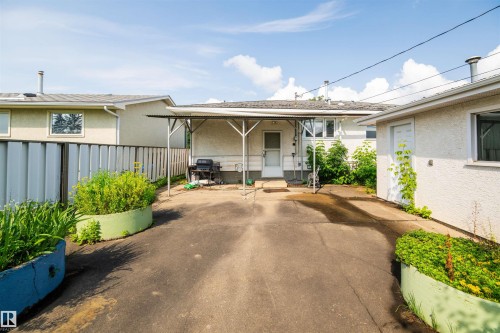 10627 43 Street, Edmonton, AB 