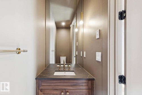 9023 90 Street, Edmonton, AB - Indoor Photo Showing Bathroom