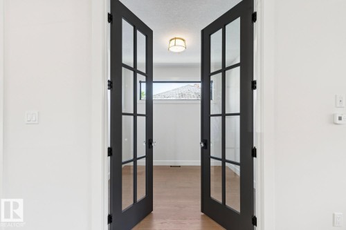 9023 90 Street, Edmonton, AB - Indoor Photo Showing Other Room