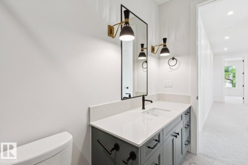 9023 90 Street, Edmonton, AB - Indoor Photo Showing Bathroom