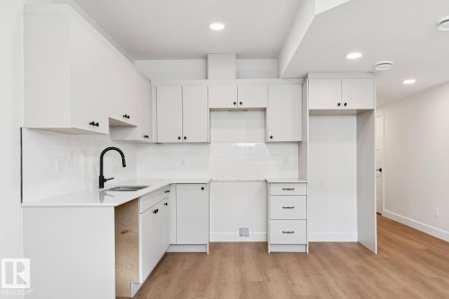 9023 90 Street, Edmonton, AB - Indoor Photo Showing Kitchen
