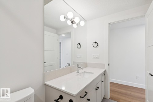 9023 90 Street, Edmonton, AB - Indoor Photo Showing Bathroom