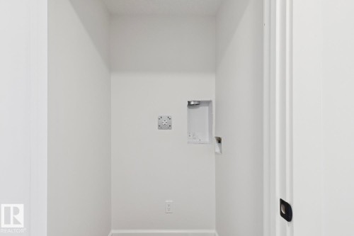 9023 90 Street, Edmonton, AB - Indoor Photo Showing Other Room