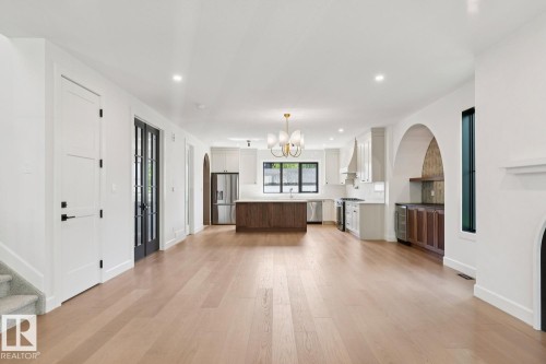9023 90 Street, Edmonton, AB - Indoor