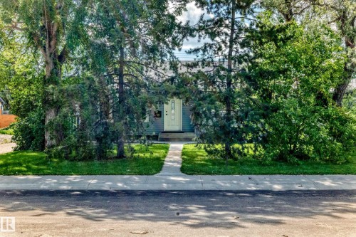 7032 81 Street, Edmonton, AB 