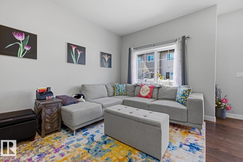 3302 66 Street, Beaumont, AB - Indoor Photo Showing Living Room