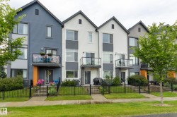 75 1010 RABBIT HILL Road  Edmonton, AB T6W 1A4