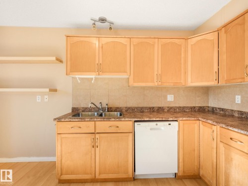 4 11813 43 Street, Edmonton, AB 
