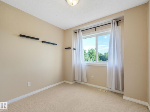 4 11813 43 Street, Edmonton, AB 