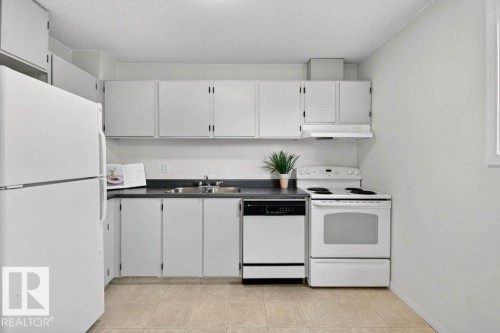 3610 42 Avenue, Edmonton, AB 