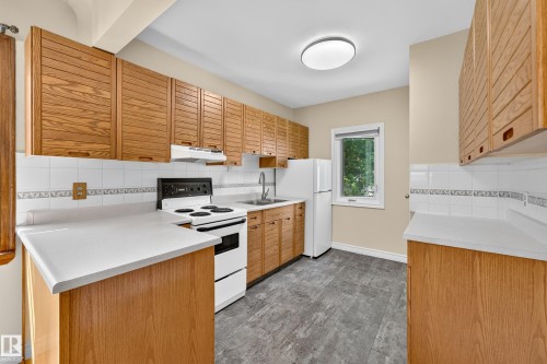11212 66 Street, Edmonton, AB 