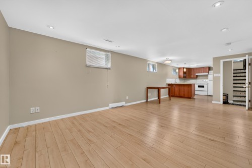 11212 66 Street, Edmonton, AB 