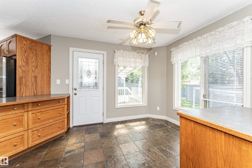 221 Ockenden Place, Edmonton, AB 