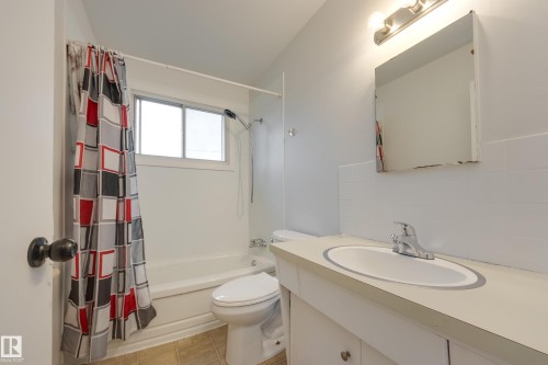 3811 116 Avenue, Edmonton, AB 