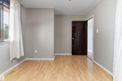 bedroom with ceiling fan and blinds - 