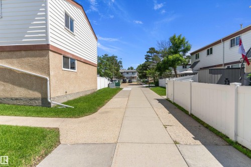 14F Twin Terrace, Edmonton, AB 