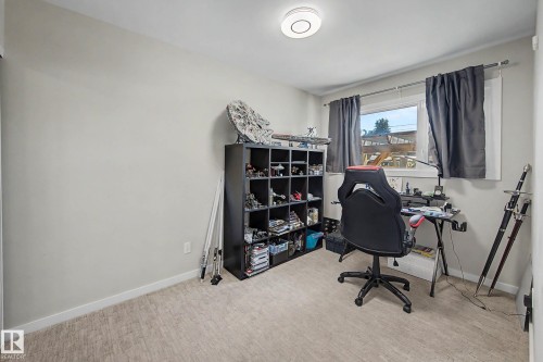 5407 106 Avenue Nw, Edmonton, AB - Indoor