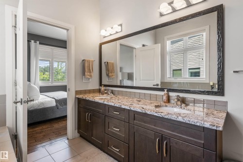 33 Ellington Crescent, St. Albert, AB 