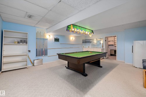 933 Youville Drive W, Edmonton, AB 