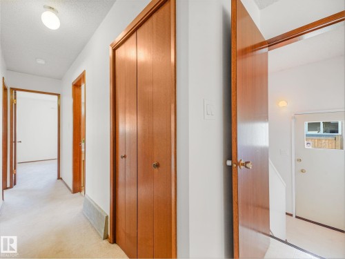 Corridor - 15011 72A Street, Edmonton, AB 