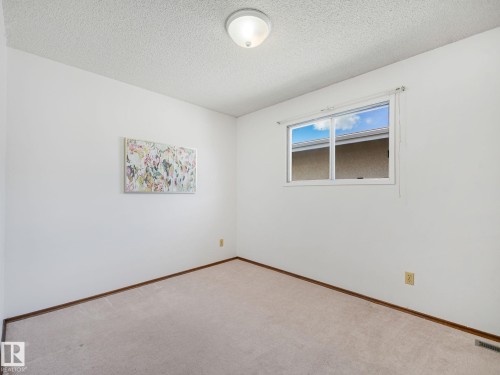 Empty room - 15011 72A Street, Edmonton, AB 