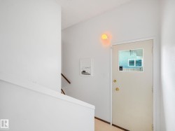 Entrance foyer - 