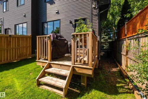 11013 75 Street, Edmonton, AB 