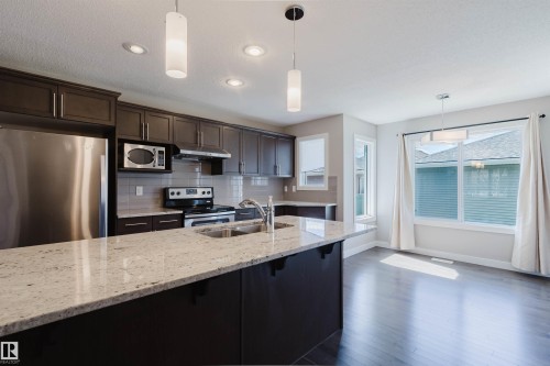 Kitchen - 2472 Glenridding Boulevard, Edmonton, AB 