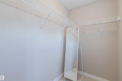 Walk in closet - 