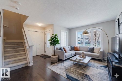 Living room - 2472 Glenridding Boulevard, Edmonton, AB 