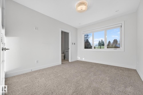 14643 92A Avenue, Edmonton, AB 