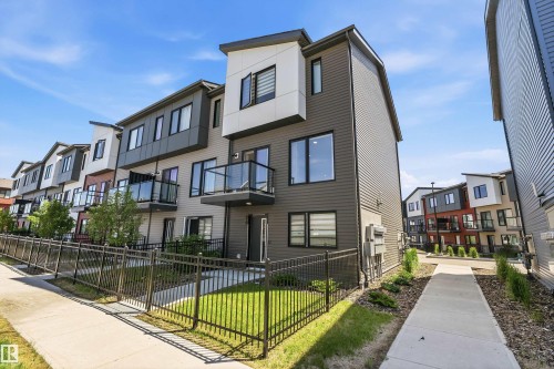 26 11910 35 Avenue, Edmonton, AB 