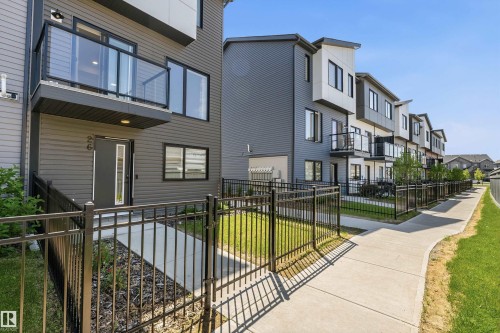 26 11910 35 Avenue, Edmonton, AB 
