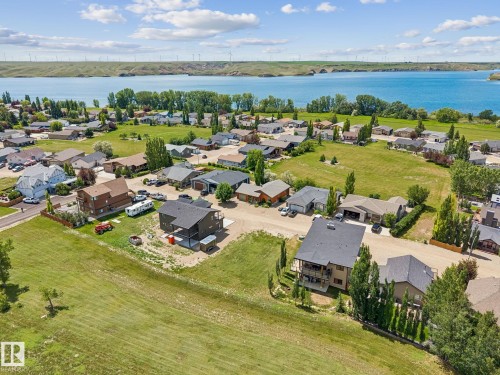 469 Sunset Drive, Rural Vulcan County, AB 