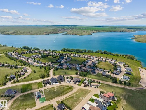 469 Sunset Drive, Rural Vulcan County, AB 