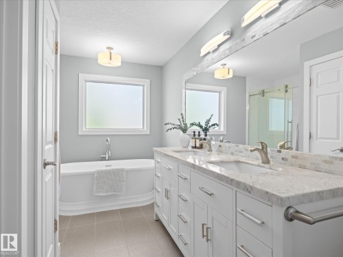 8 Leonard Drive, St. Albert, AB - Indoor Photo Showing Bathroom