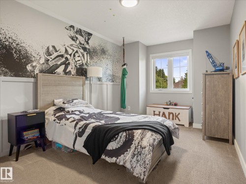 8 Leonard Drive, St. Albert, AB - Indoor Photo Showing Bedroom