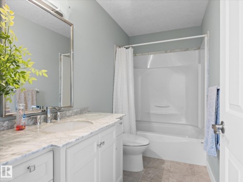 8 Leonard Drive, St. Albert, AB - Indoor Photo Showing Bathroom