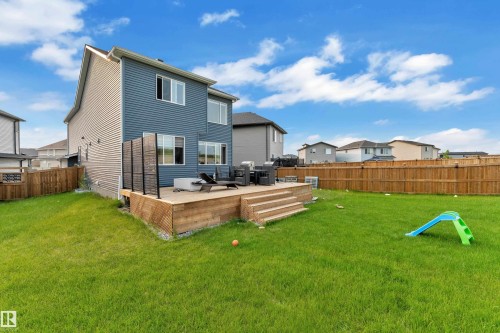 3003 4 Street, Edmonton, AB 