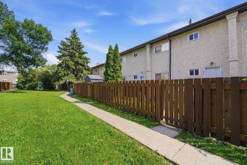 10622 51 Avenue, Edmonton, AB 