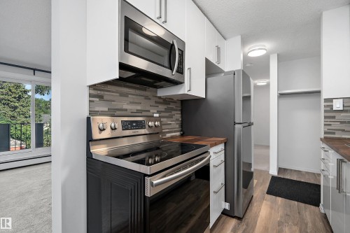 304 10720 127 Street, Edmonton, AB 