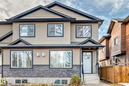 Front house - 2 12042 101 Street, Edmonton, AB 