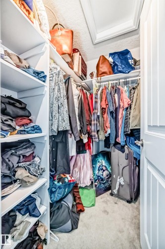 Walk in closet - 2 12042 101 Street, Edmonton, AB 