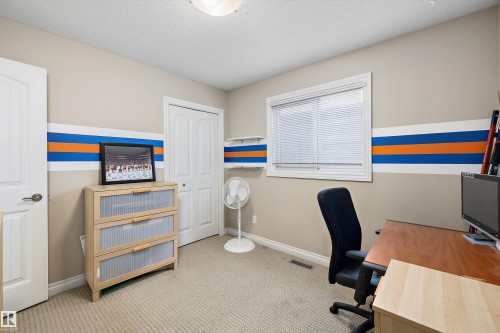 11604 175 Avenue, Edmonton, AB 
