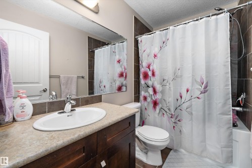 11604 175 Avenue, Edmonton, AB 