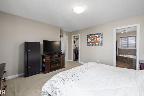 11604 175 Avenue, Edmonton, AB 