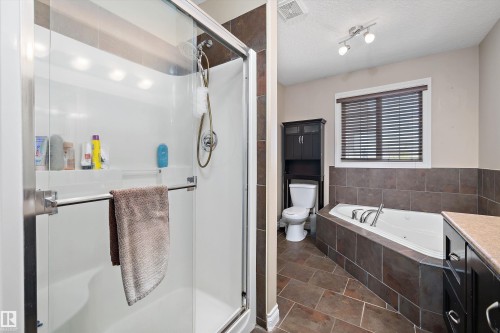 11604 175 Avenue, Edmonton, AB 