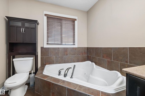 11604 175 Avenue, Edmonton, AB 