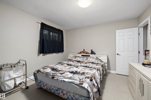 11604 175 Avenue, Edmonton, AB 
